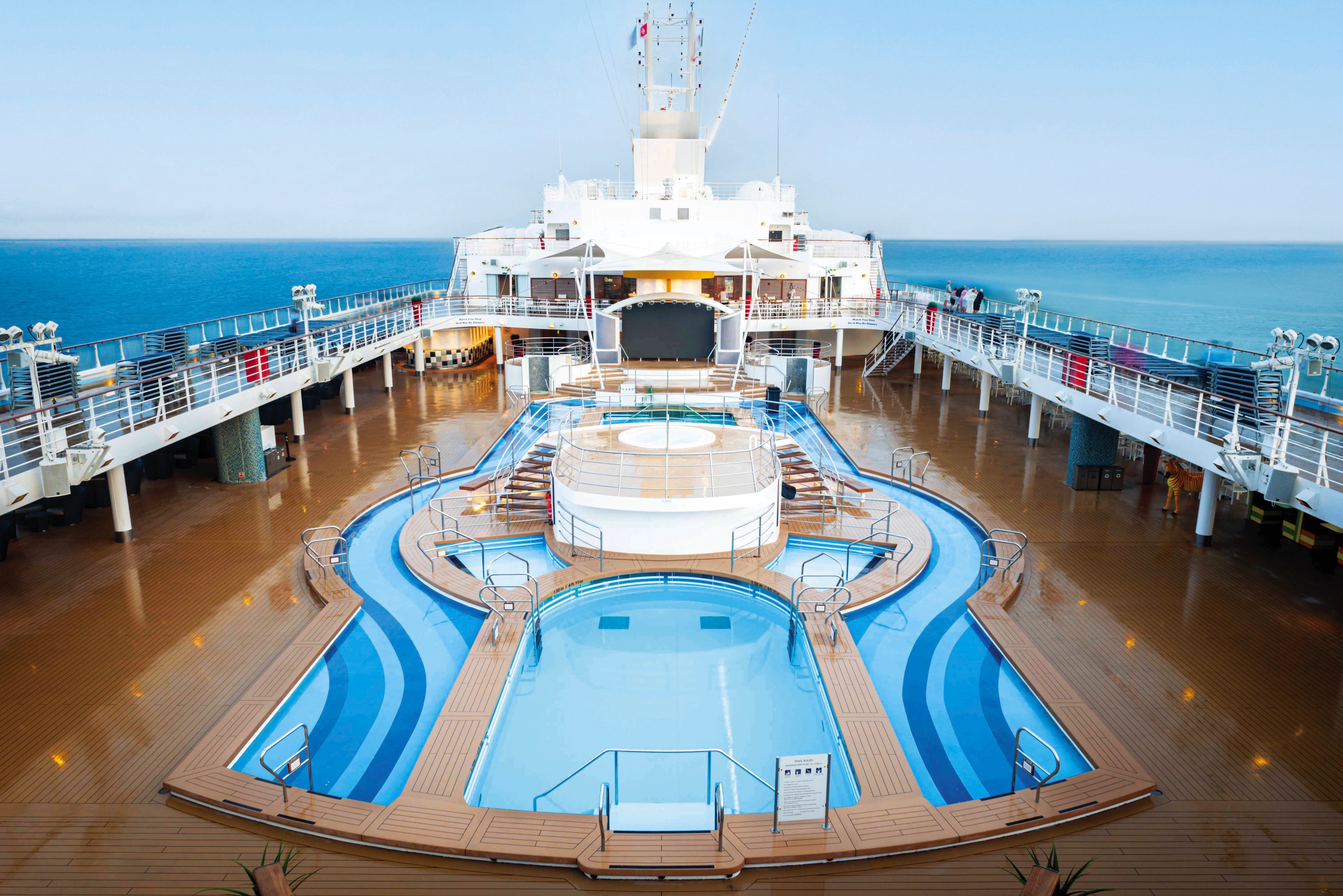 Marella Voyager - Pool